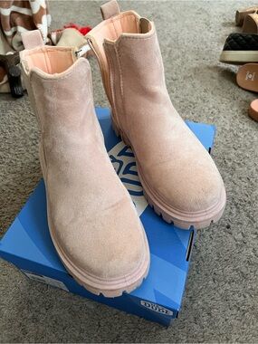 Amazon Blush Pink Suede Ankle Booties with Lug Sole